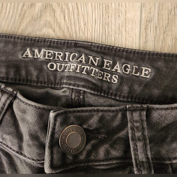 american eagle AE black/grey distressed jegging size 2 - Picture 3 of 7